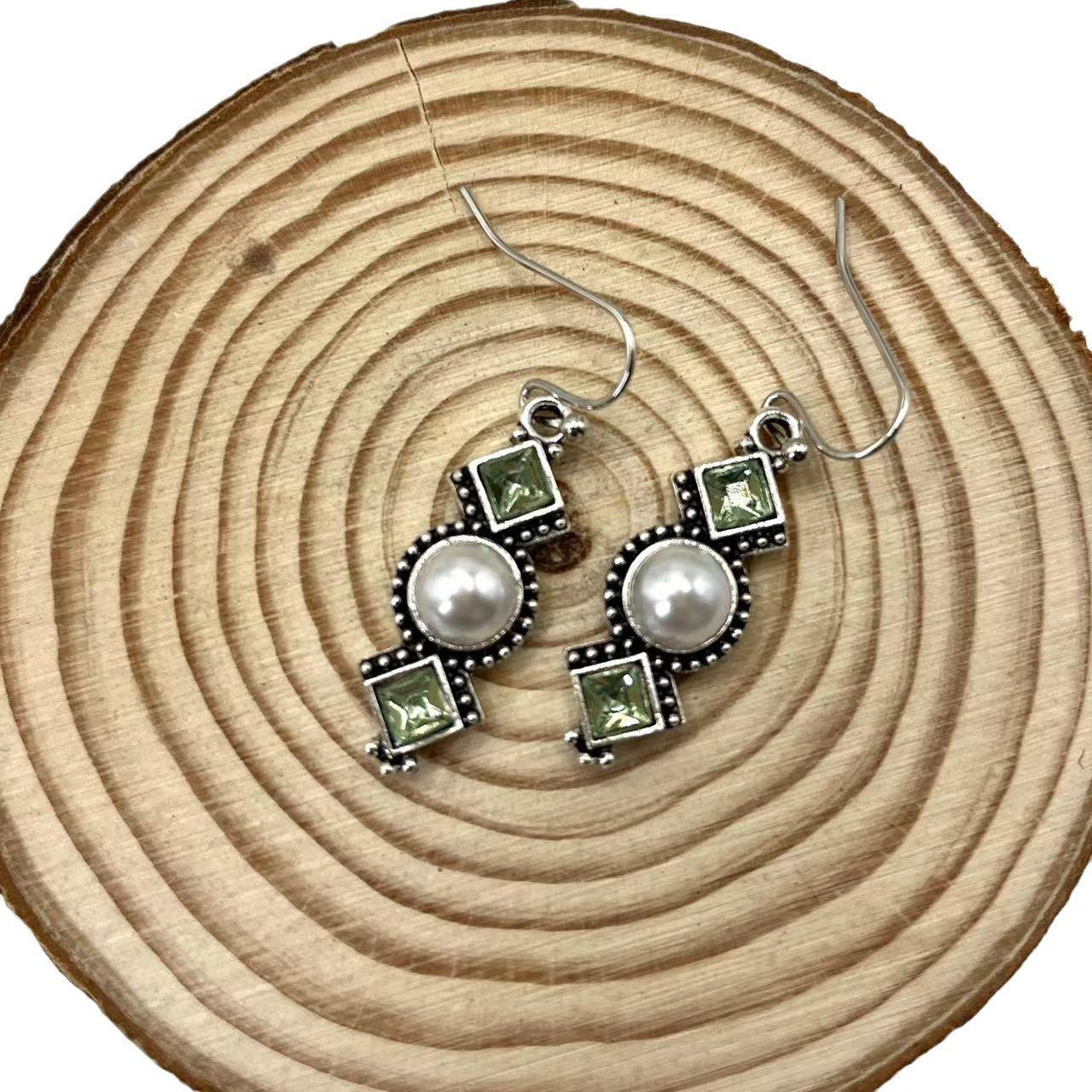 Handgemaakte vintage Parel Oorbel