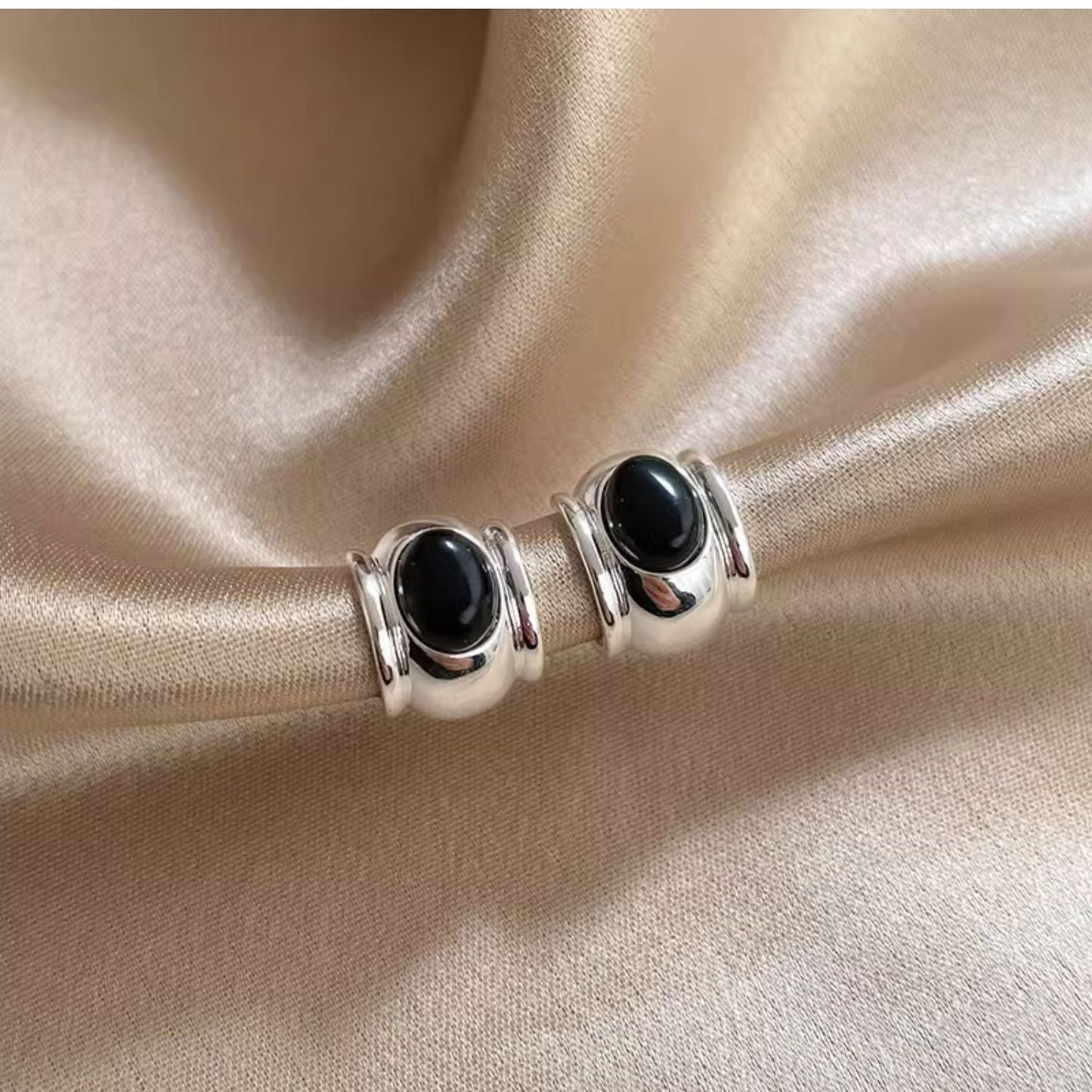 Handgemaakte vintage Oorbel