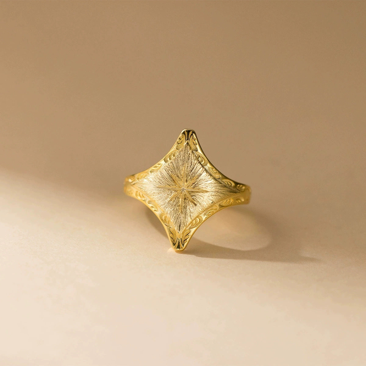 Klassieke Ring met tijdloze uitstraling